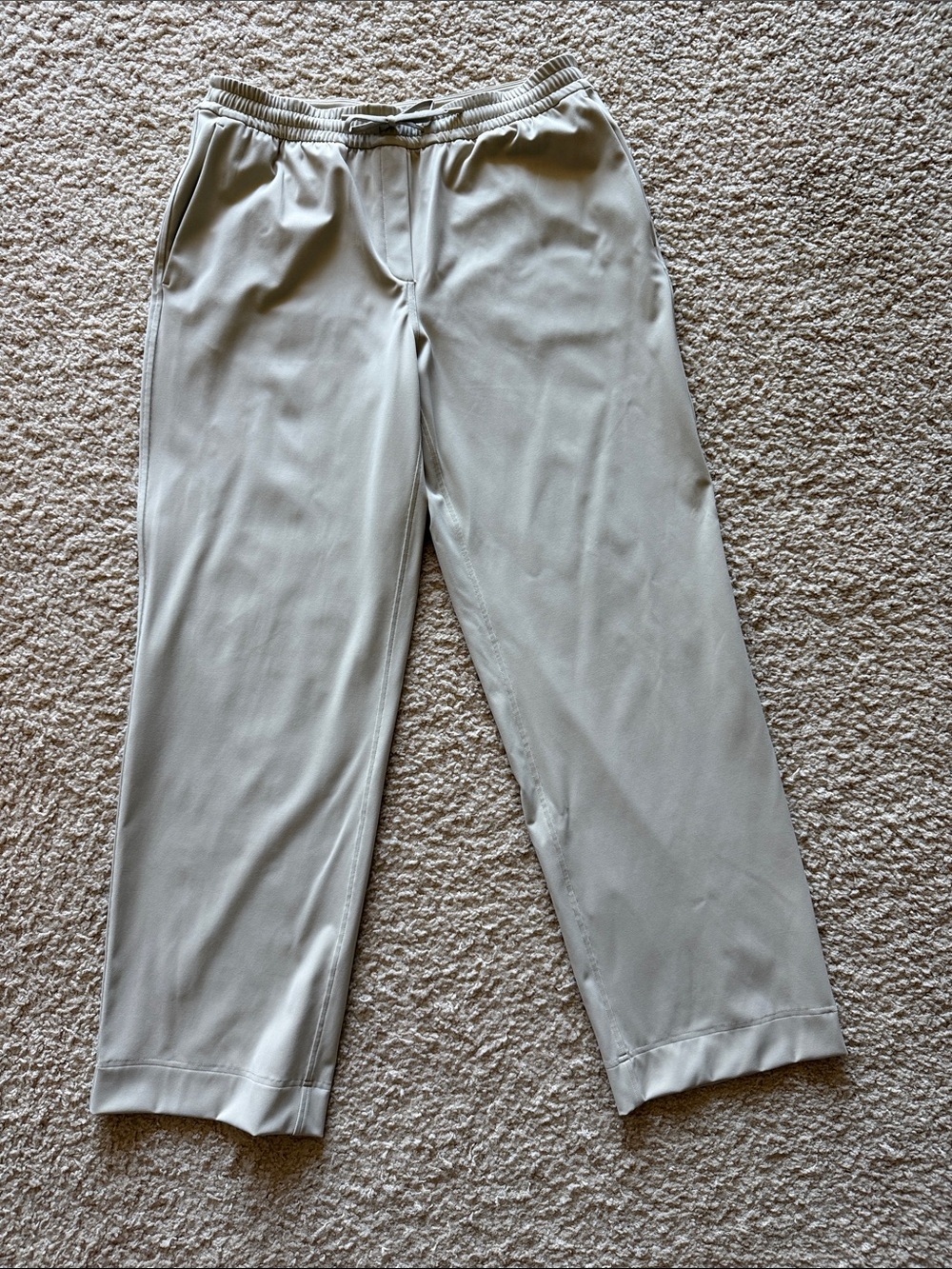 lululemon athletica Women’s Light Beige Drawstring Pants